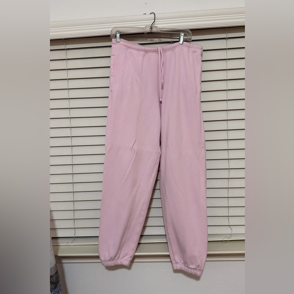 SKIMS Pink Cozy Lounge Sweatpants